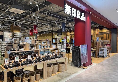 【秋田　古材の施工事例】 無印良品　秋田山王